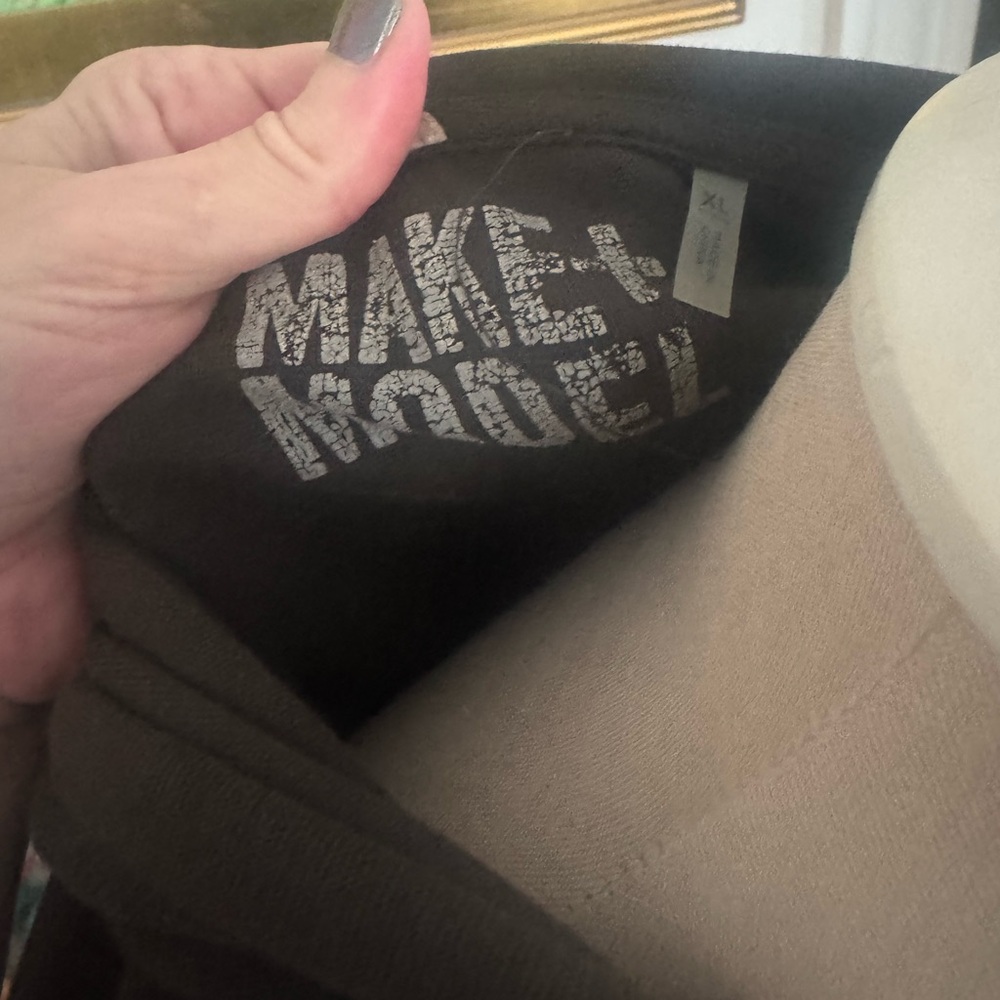 Make + Model Chocolate Brown Distressed Cotton Ho… - image 4